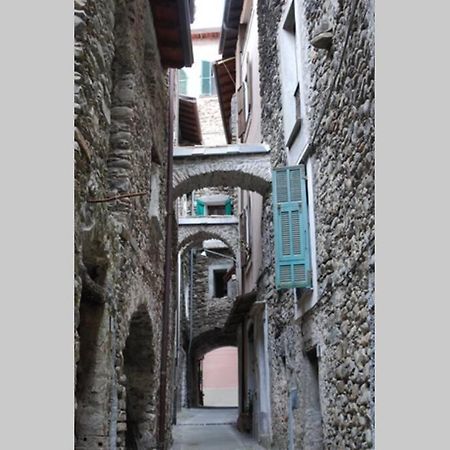 Alloggio Per Vacanze A Isolabona Exteriér fotografie